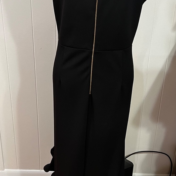 Black Betsy & Adam Gown - Picture 2 of 6